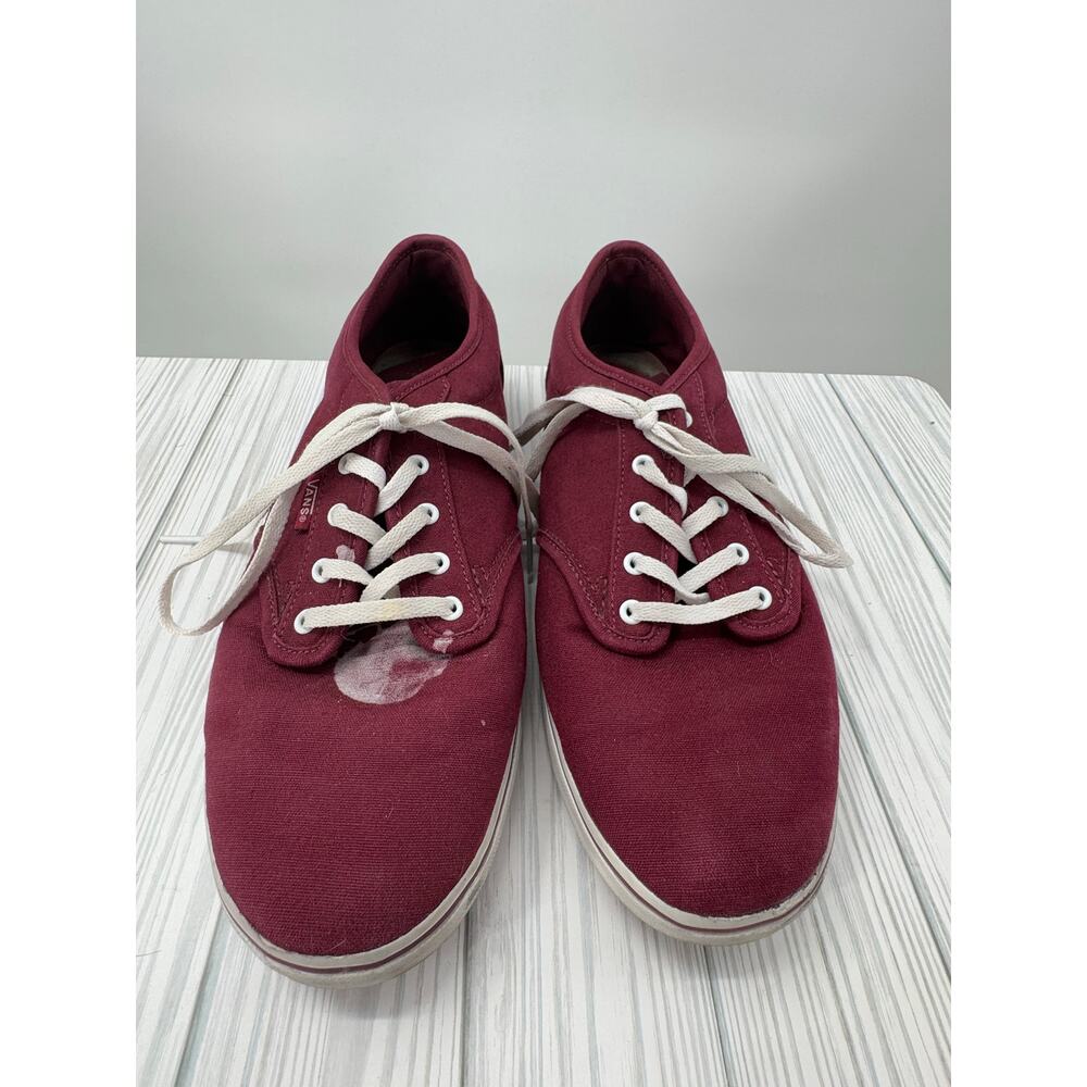 Van's Low Top Lace Up Women's Red Sneakers‎ Size 11 Casual Canvas Shoes